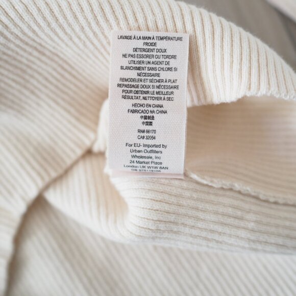 Free People Cream Long Puffed Striped Sleeve Ribbed Knit Sweater Sz Medium Boho - Picture 15 of 15